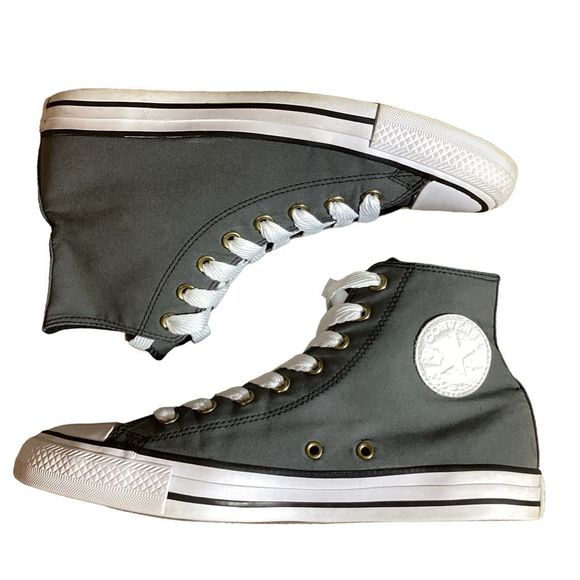 Converse Chuck Taylor Hi Top All Star Sneakers Size Women’s 10 Men’s Size 8 - Picture 5 of 16